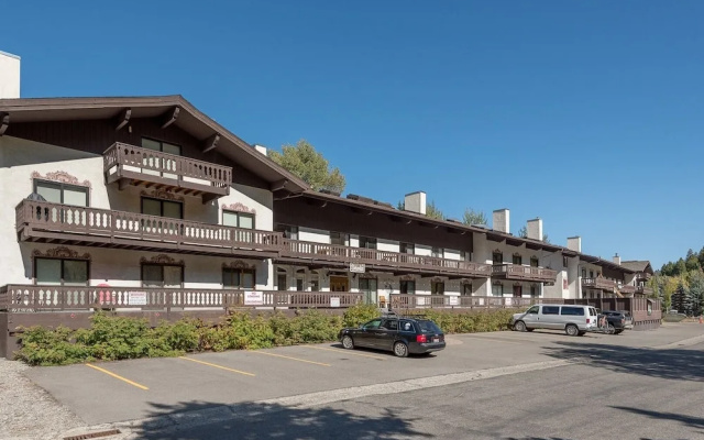 Edelweiss 223B - 2 Br Condo