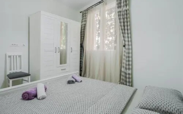 Lavender House Apartments, Dobrota