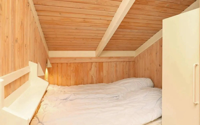 6 Person Holiday Home in Albaek