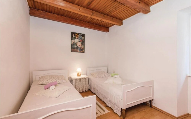 Amazing Home in Kastav With Wifi and 2 Bedrooms