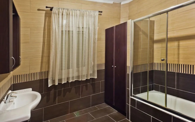 Lux SeaView Apartment