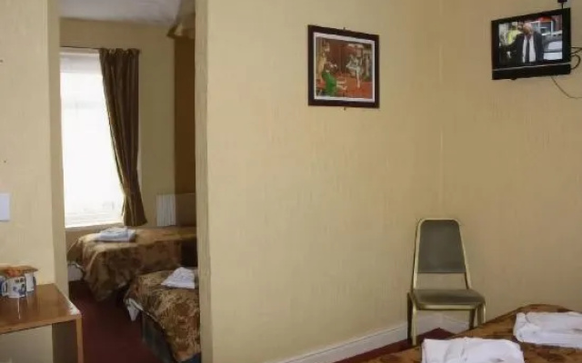 Alviston Hotel