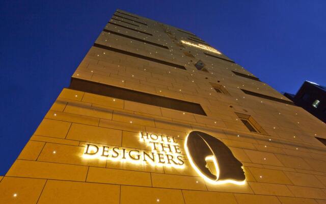 Hotel The Designers Samseong вид на фасад