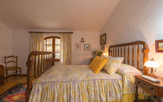 Casa Vacacional con Piscina en Caideros
