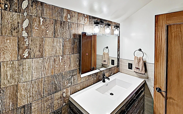 1370 Lake Arrowhead - 3 Br Home