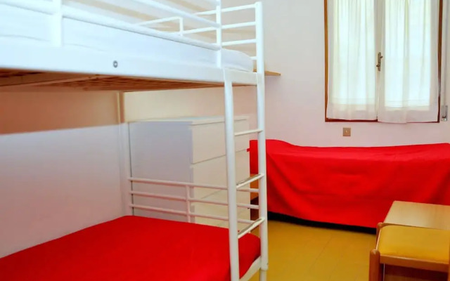 Bright Apartment With Garden