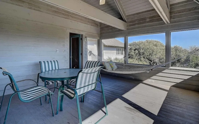 104 the Nautilus 5 Br Home by RedAwning