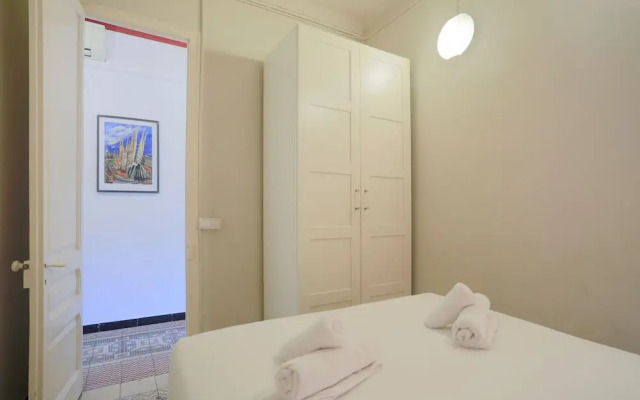 Bbarcelona Sagrada Familia Garden Apartment