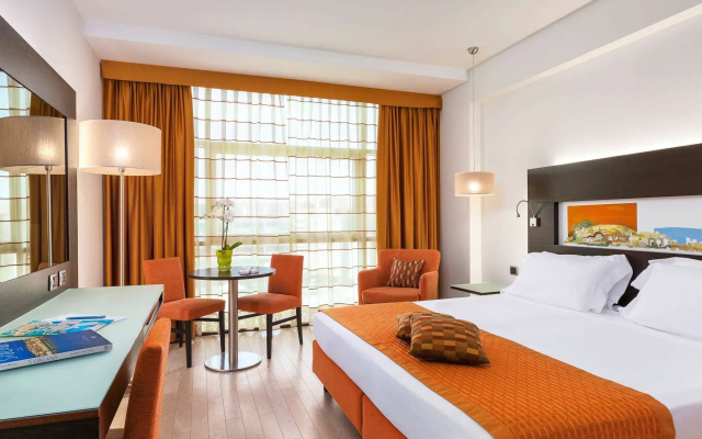 Отель Mercure Siracusa Prometeo