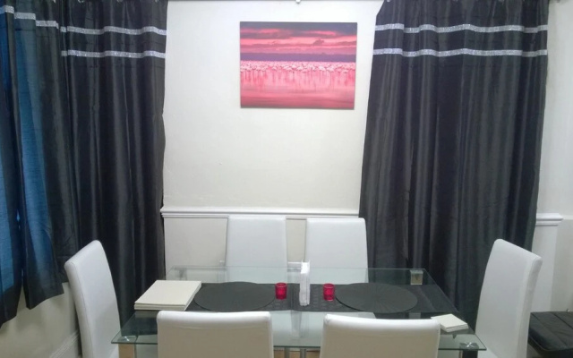 Queen Guest House