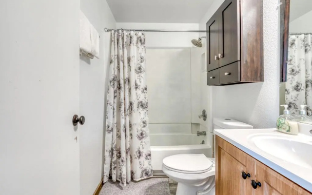 Glorious Mt Hood Condo #304