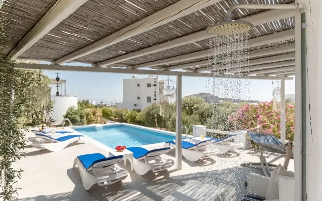 Villa Alba Spacious Home by the sea