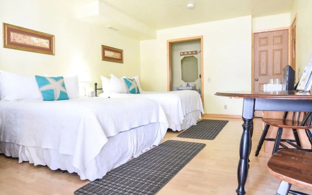 Sea Treasures Inn