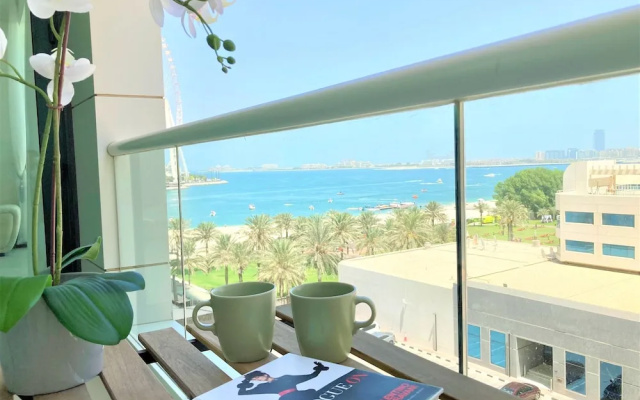 Luxurious Stay at the Walk JBR