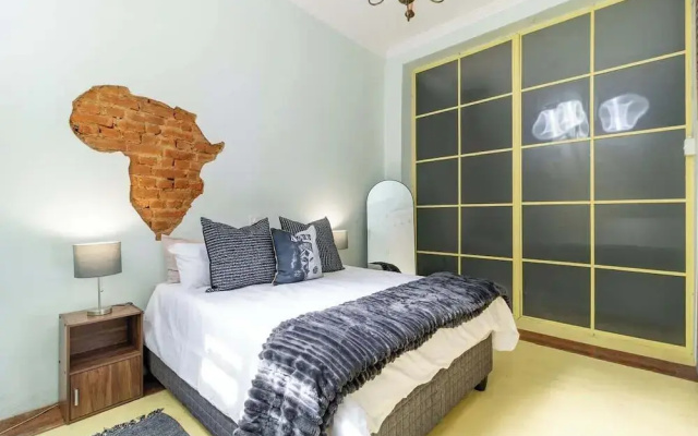 Funky Pet Friendly, 2-bedroom Escape, Bo-kaap