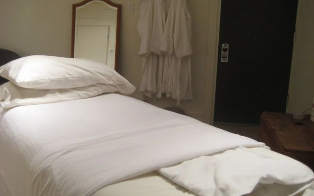 Stork Nest Inn