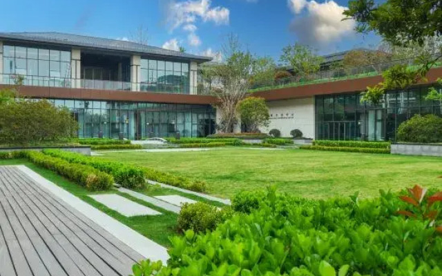 Yishui Grand Hotel