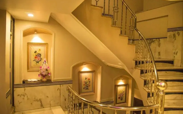 Hotel Jannat And Restaurant