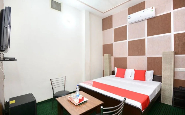 Oyo 33024 Urban Guest House