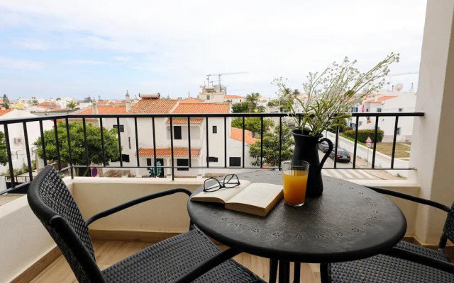 A57 - Lighthouse Apartment in Via Dona Ana Lagos