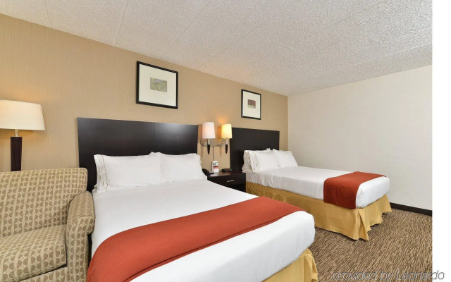 Holiday Inn Express SEAFORD-ROUTE 13