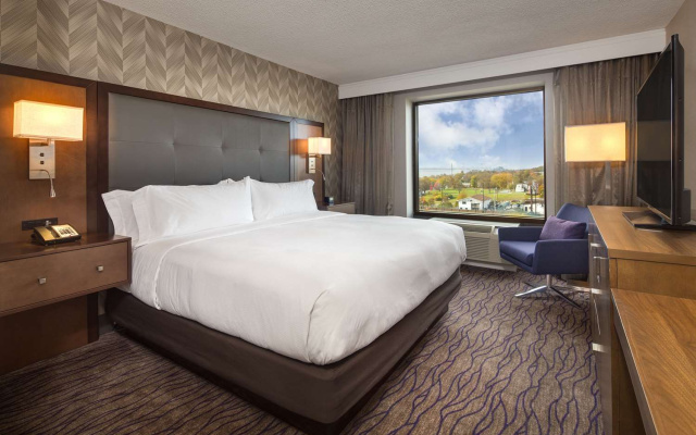 DoubleTree by Hilton Halifax Dartmouth
