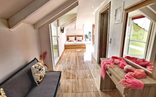 Apartments Kidonis