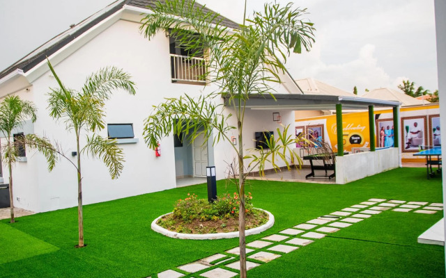 Roof top Studio+Gym+Snooker Rhodabode Apt, Nile