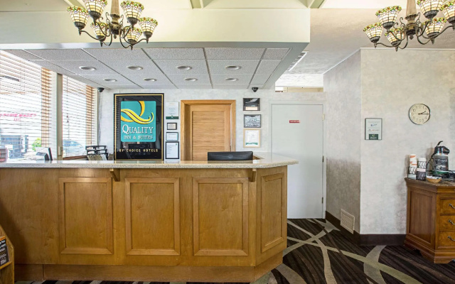 Quality Inn & Suites Council Bluffs - Omaha East