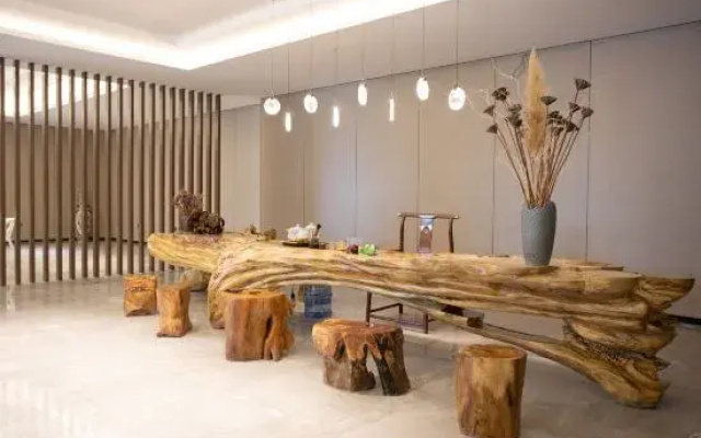 Jin Bo Apartment