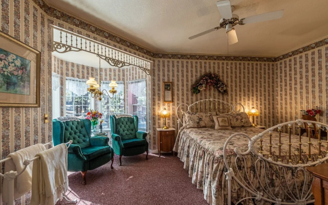 Apples Bed & Breakfast