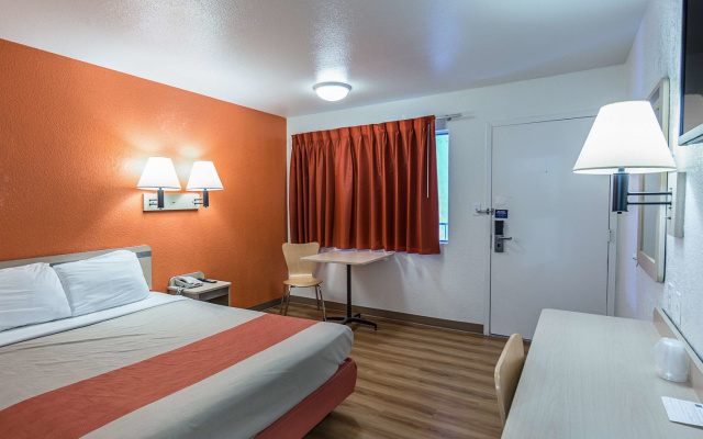 Motel 6 Yreka, CA