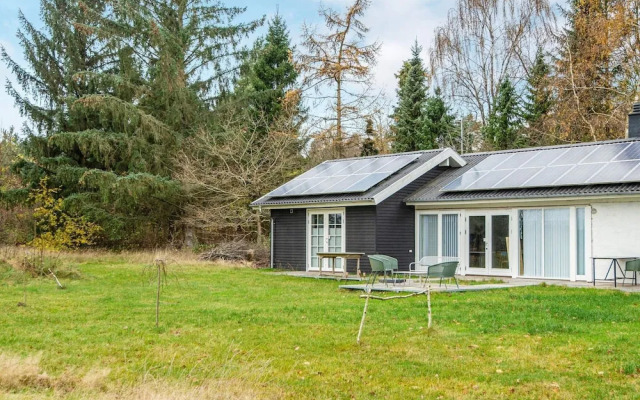 6 Person Holiday Home in Silkeborg
