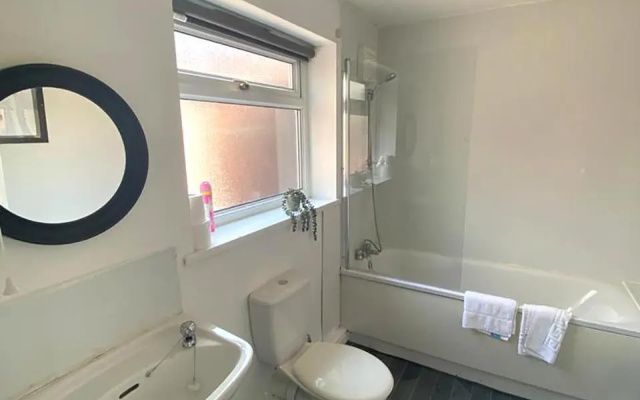 Aire Street -Tsac (Adults Only)