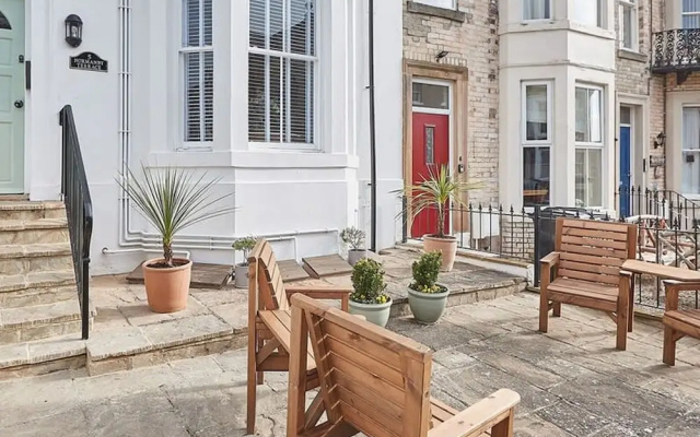Host Stay The Normanby