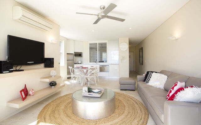 Maison Noosa Beachfront Resort