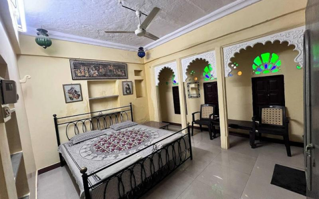 Nukkad Guest House Near Lake Pichola