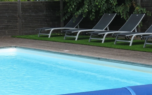 Logis Hôtel le Parasol