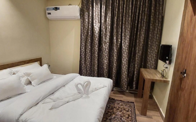 Dream Hotel