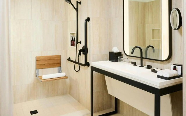 The Pearle Hotel & Spa, Autograph Collection