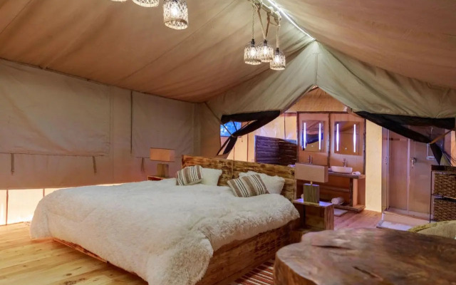 Glamping Kenya Mt. Kenya Lodge