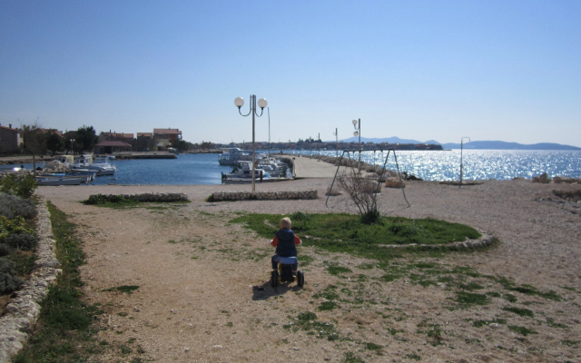 Apartment Sor - on the beach: A2 Bibinje, Zadar riviera