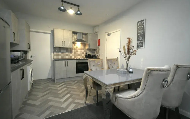Telford Tranquility Apartment Flat 3 for 4 Guests