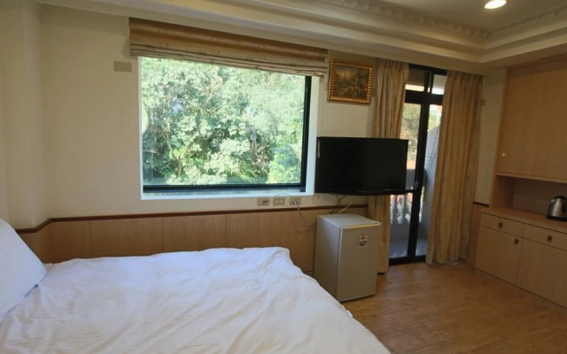W Hostel