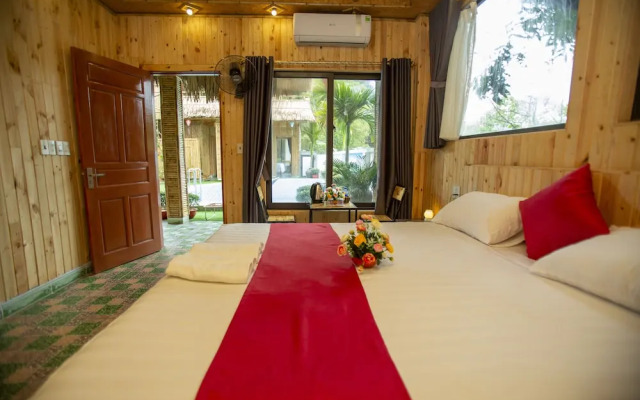 Hang Mua Bamboo Homestay