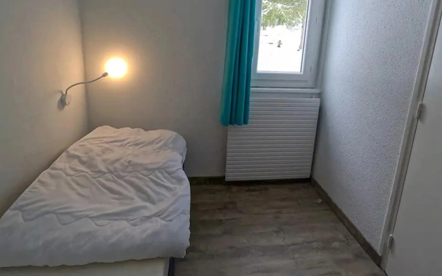 2-bedroom Home in Monts Jura