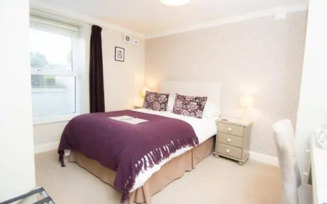 The Battledown Bed And Breakfast