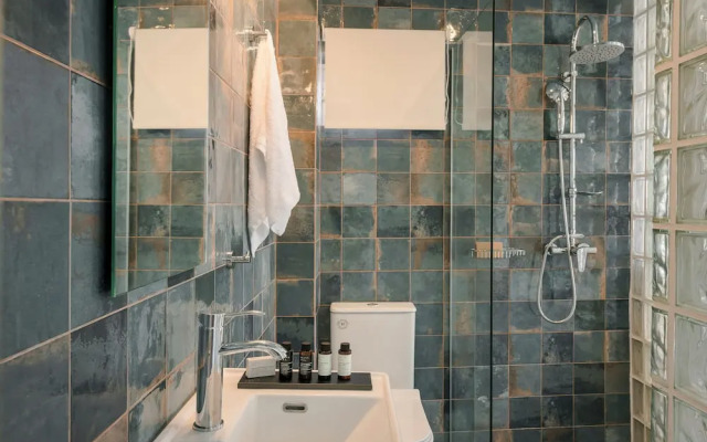 Aria Blue Suites