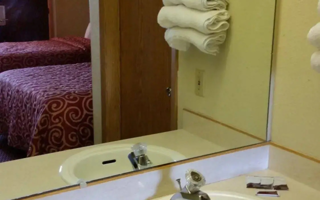 Centralia Inn