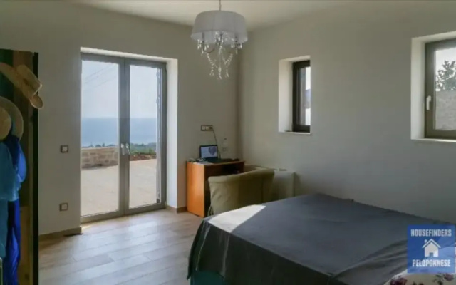 Lovely 3-bed Villa. Private Pool in Agios Nikolaos
